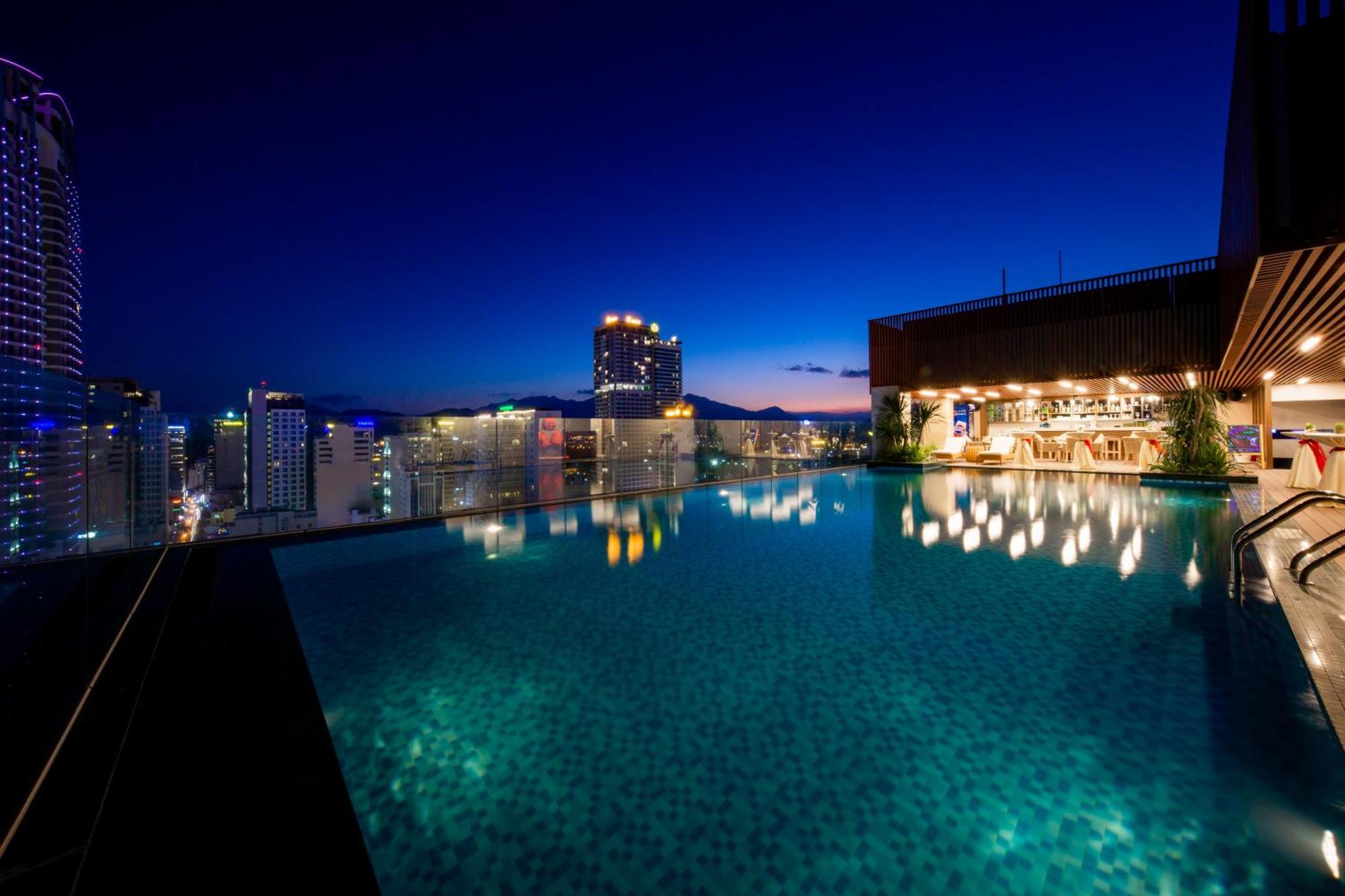 Gonsala Hotel Nha Trang Zewnętrze zdjęcie