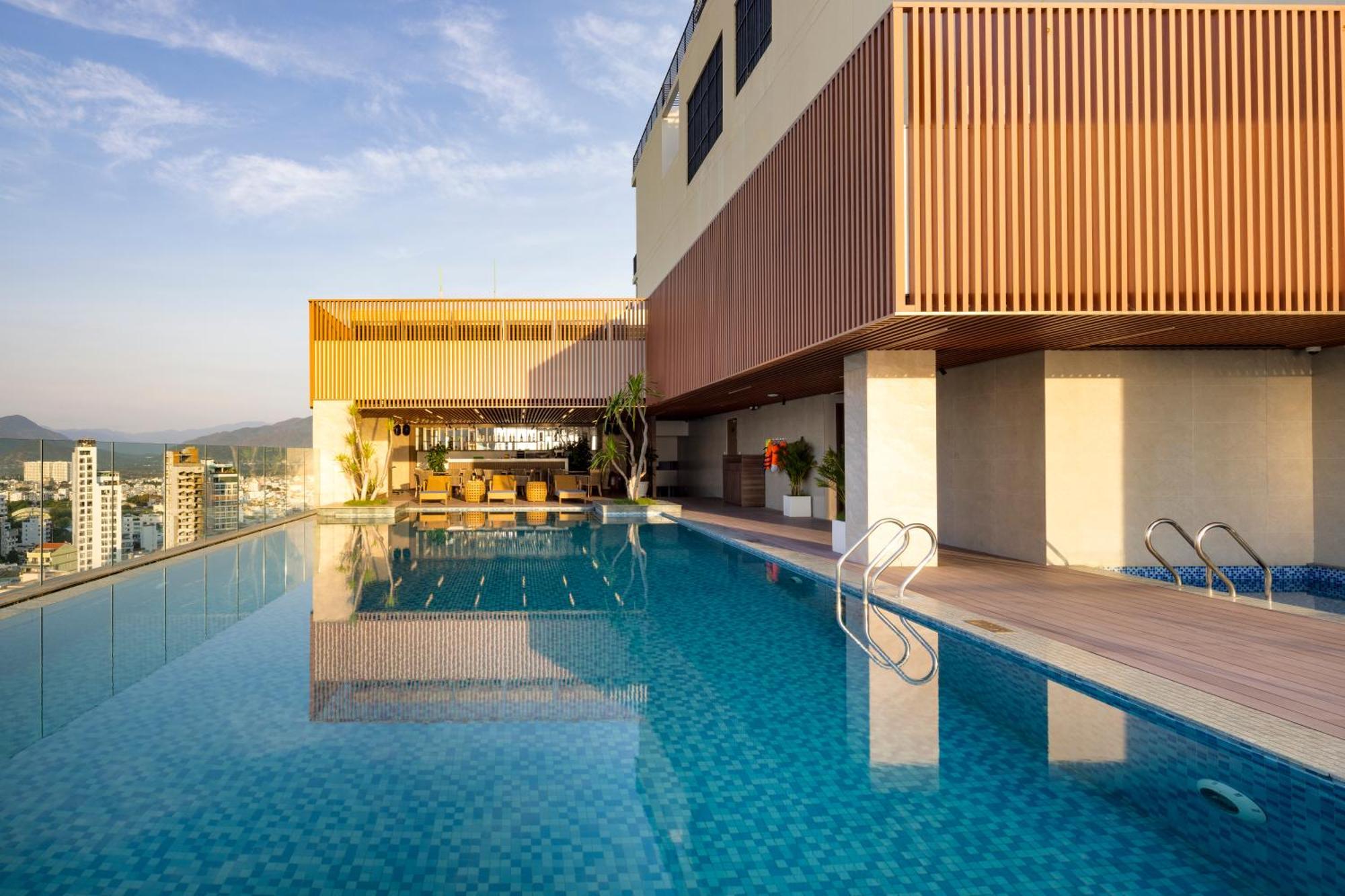 Gonsala Hotel Nha Trang Zewnętrze zdjęcie