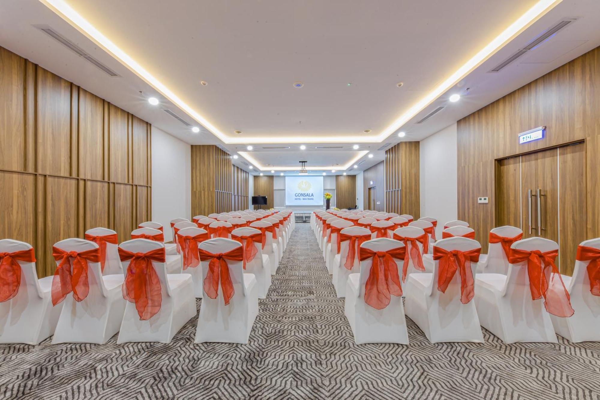 Gonsala Hotel Nha Trang Zewnętrze zdjęcie