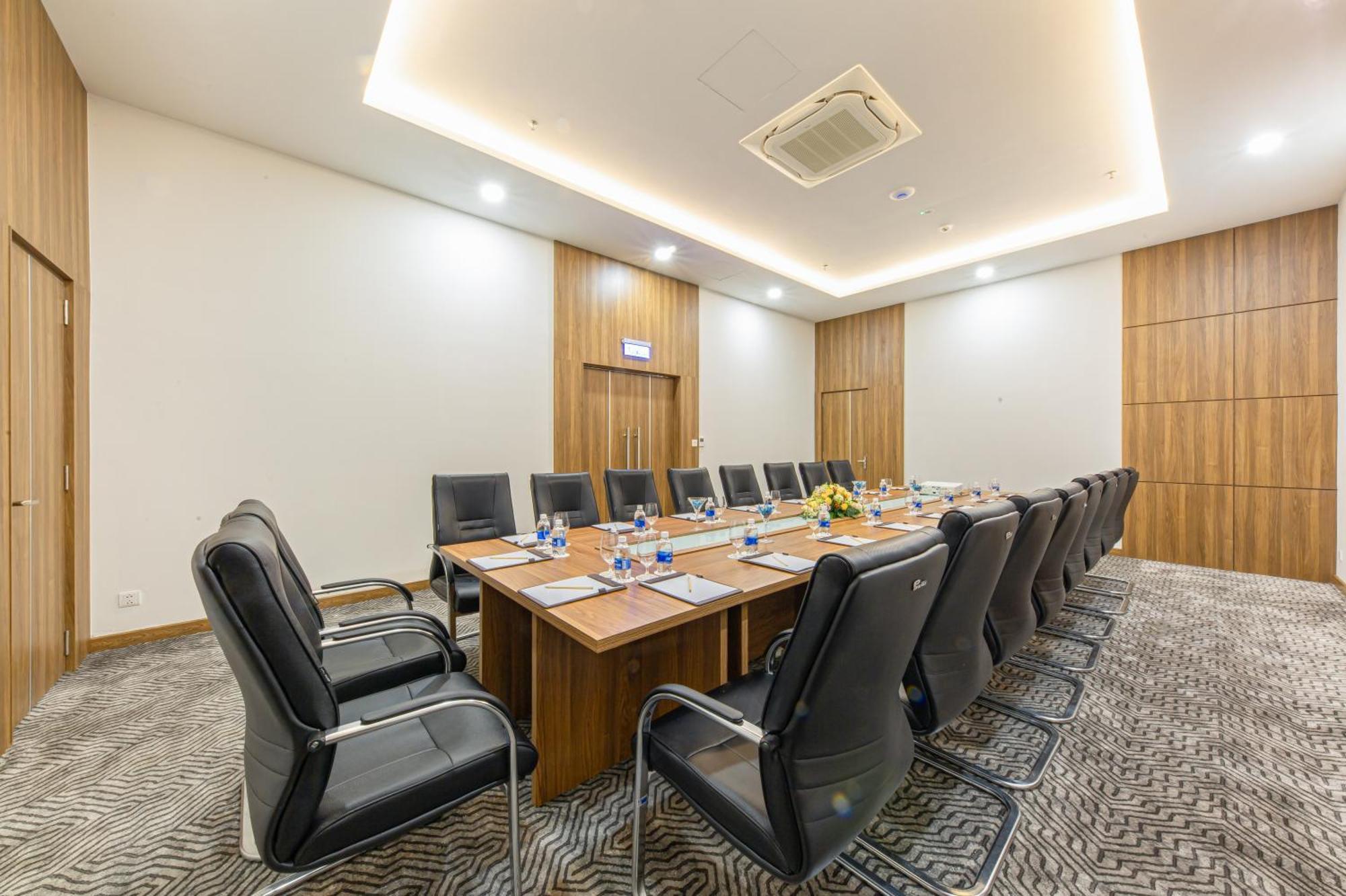 Gonsala Hotel Nha Trang Zewnętrze zdjęcie
